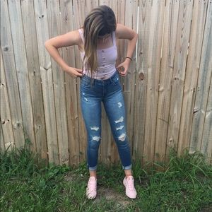 Meet your Posher, Ava